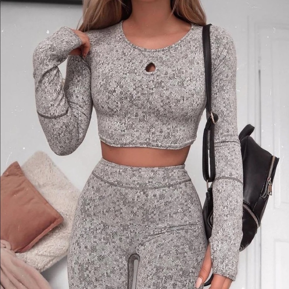 NWT Gymshark Fleur long sleeve crop